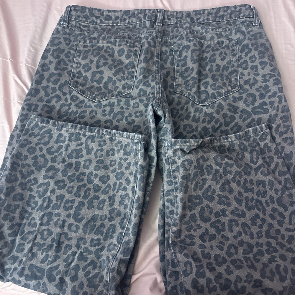 Leopard Print Jeans - Picture 3 of 3